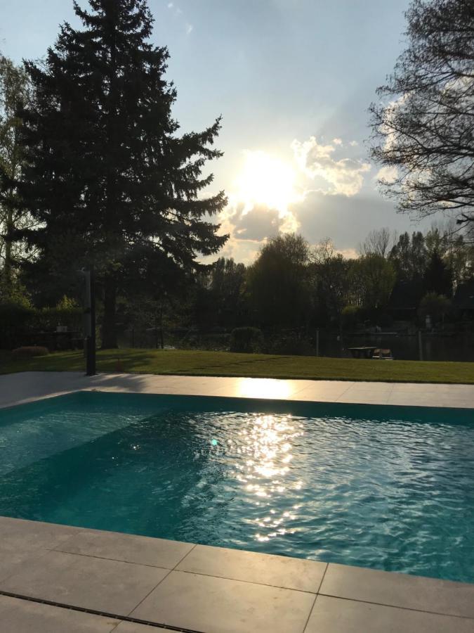Bony Resort Szarvas Buitenkant foto